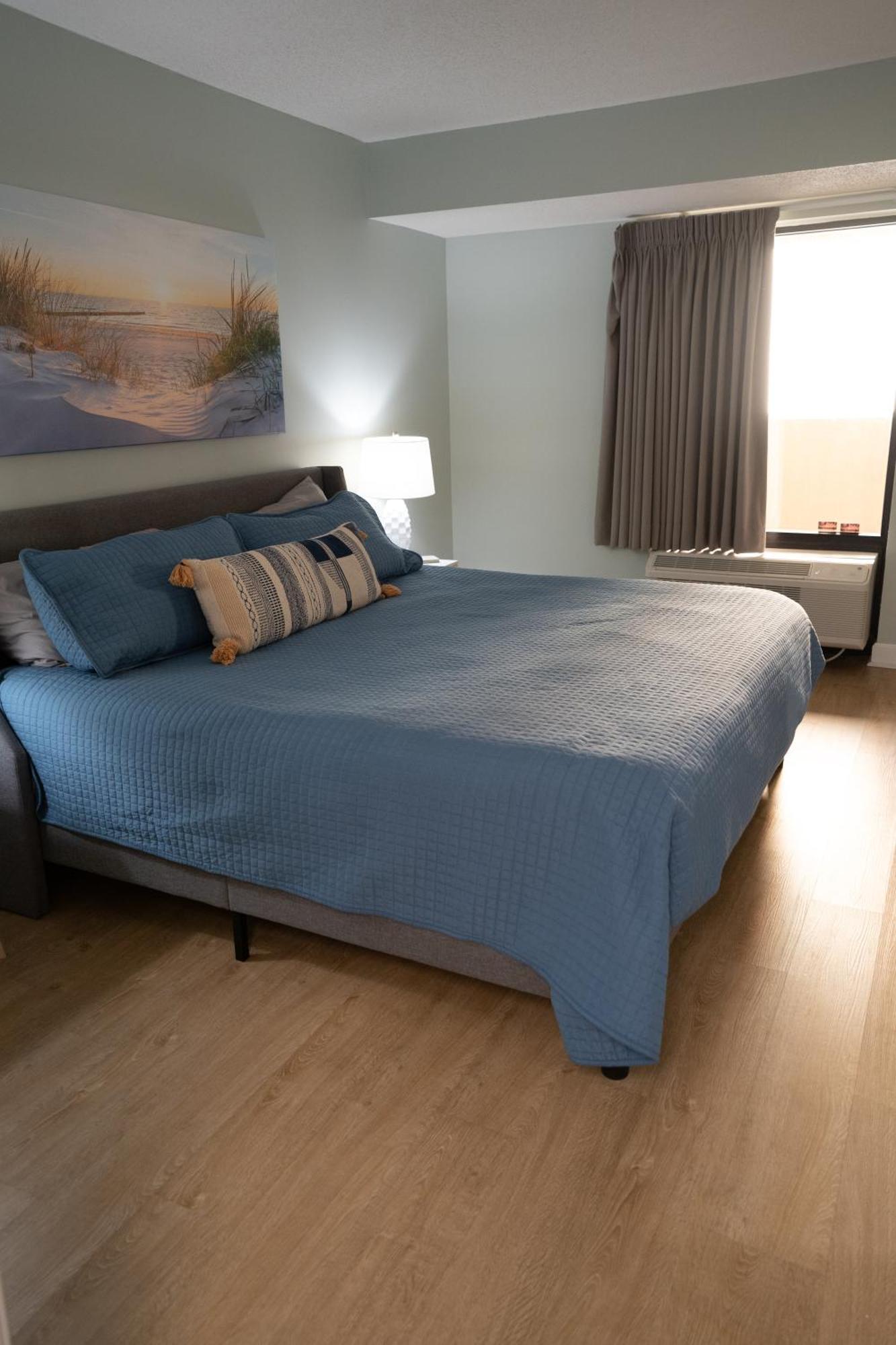 Oceanview Condo With Pool, Hot Tub, Balcony, Right On The Beach Myrtle Beach Exterior photo