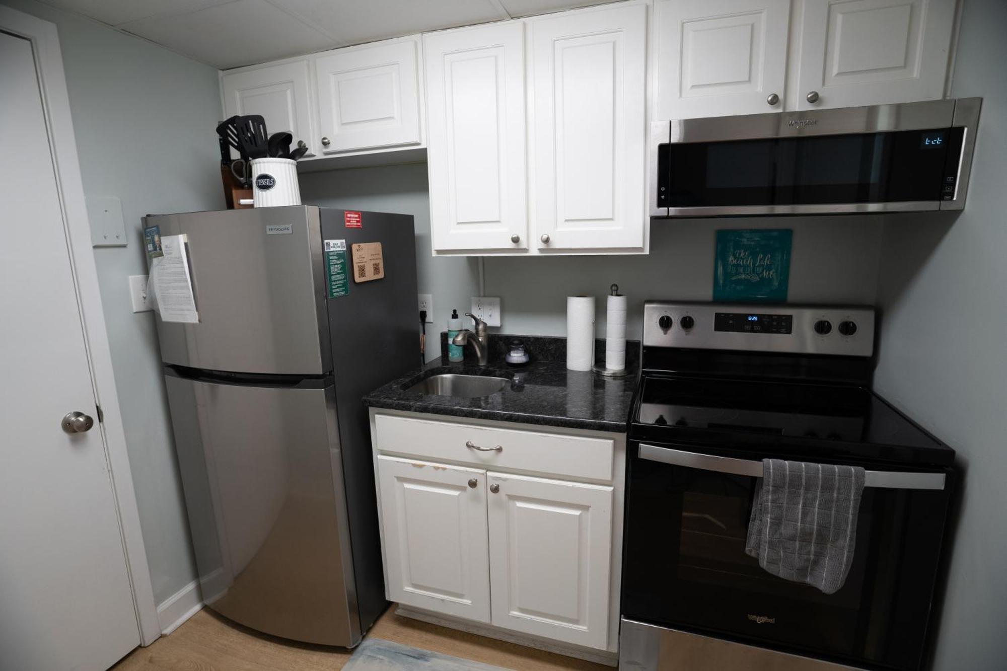 Oceanview Condo With Pool, Hot Tub, Balcony, Right On The Beach Myrtle Beach Exterior photo
